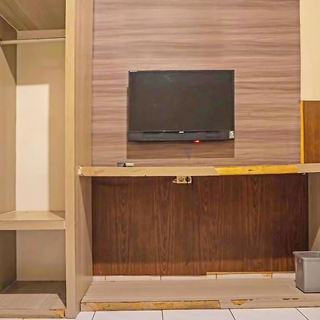Oyo 1935 Hotel Diamond Inn Makassar Eksteriør bilde