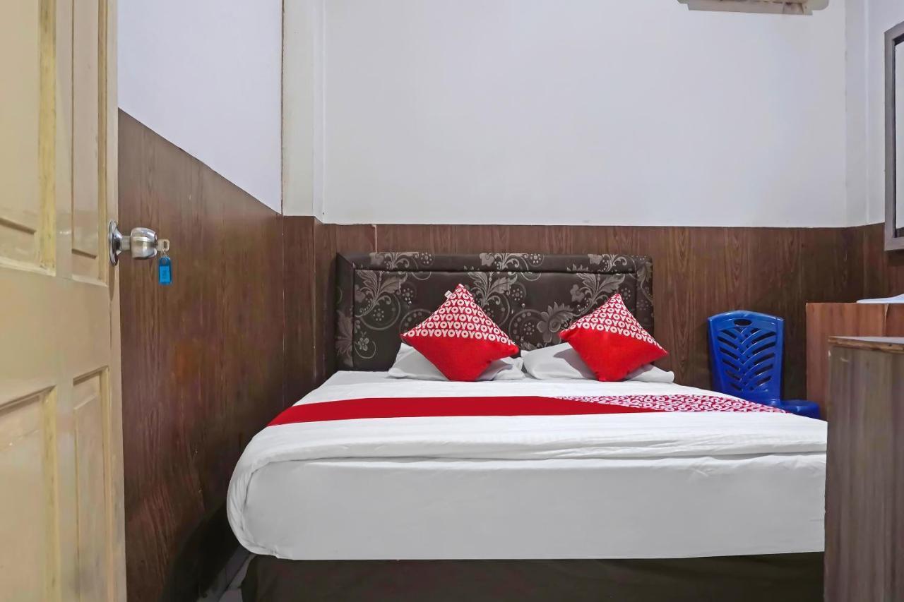 Oyo 1935 Hotel Diamond Inn Makassar Eksteriør bilde