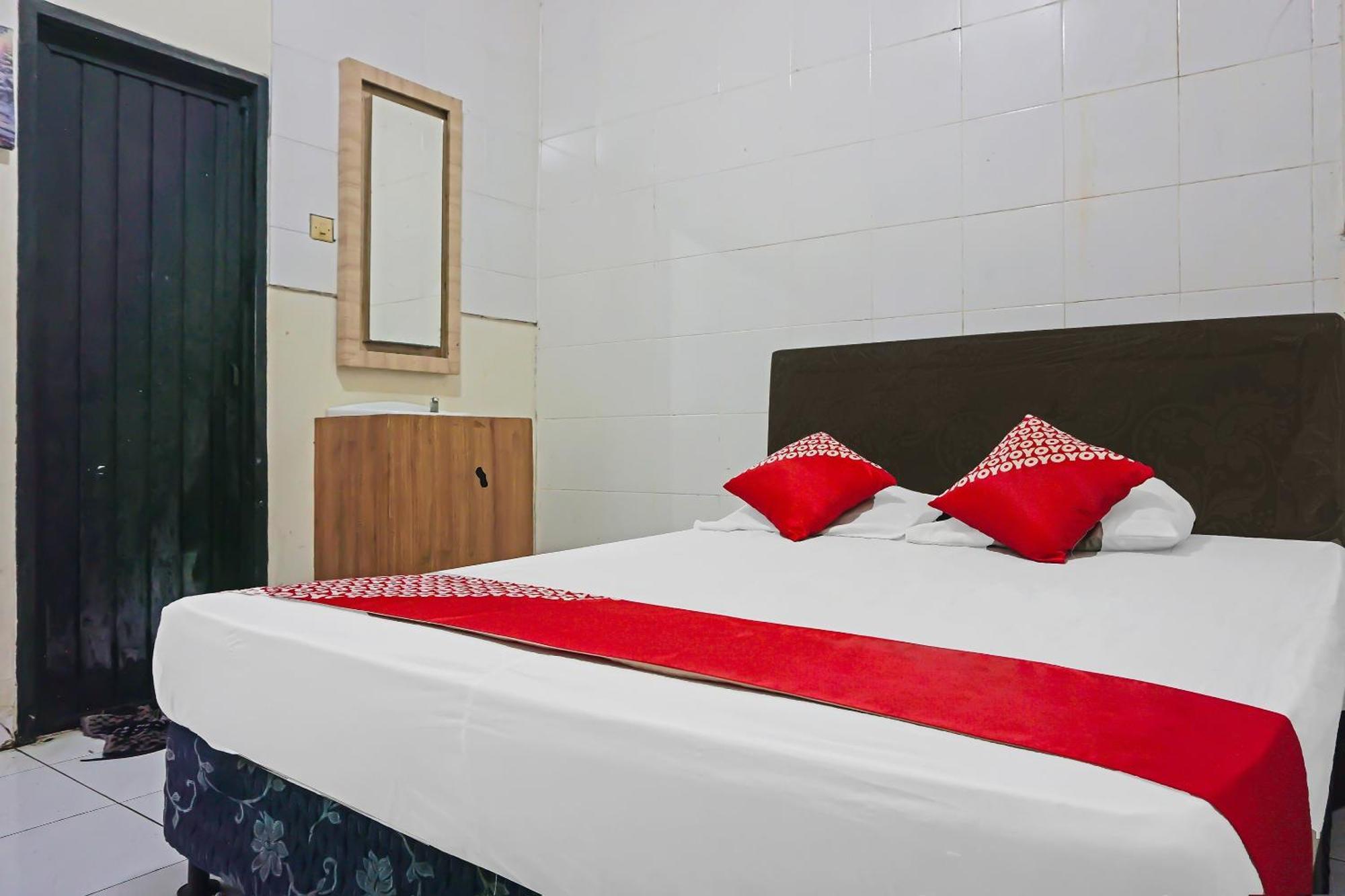 Oyo 1935 Hotel Diamond Inn Makassar Eksteriør bilde