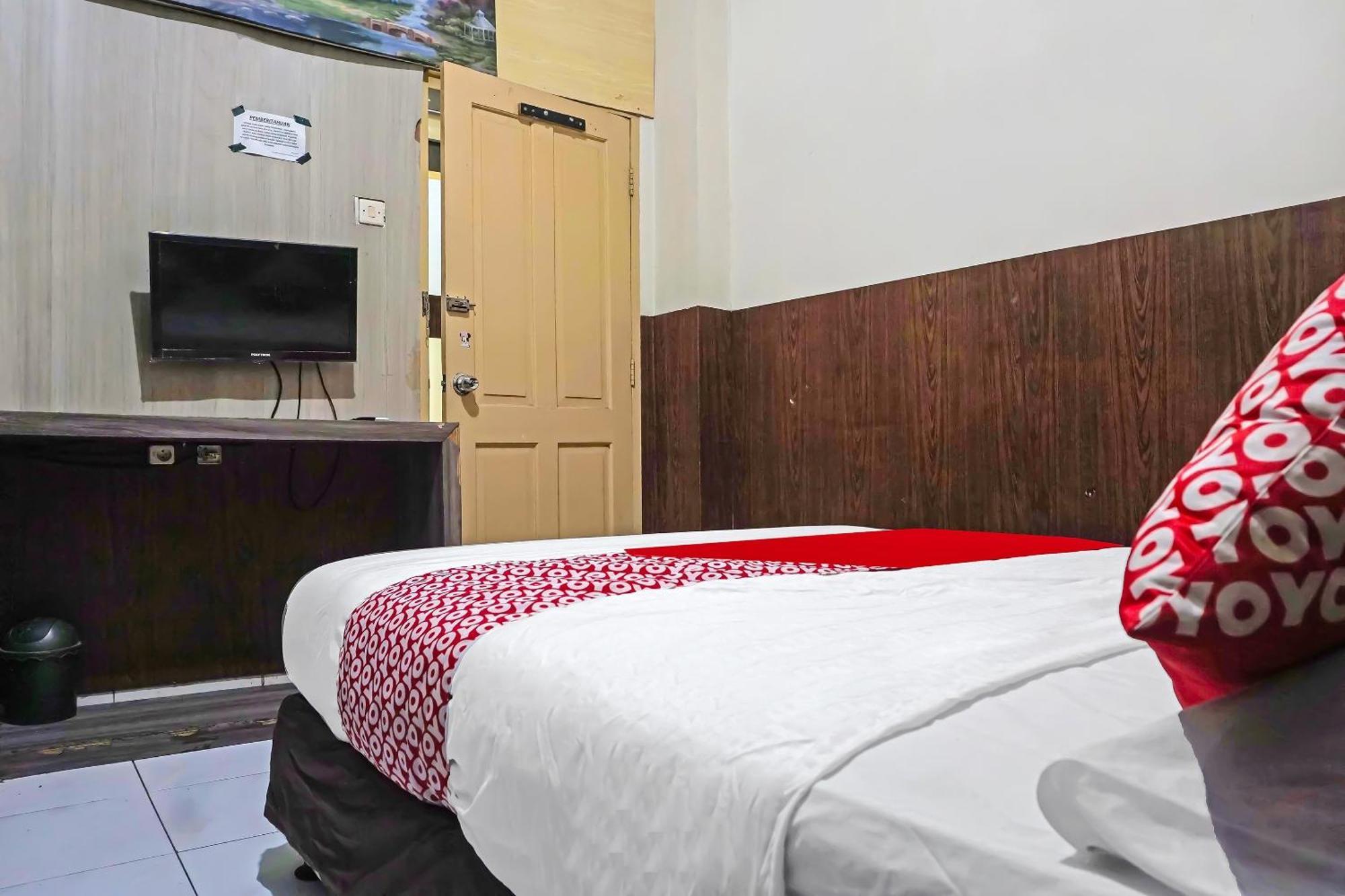 Oyo 1935 Hotel Diamond Inn Makassar Eksteriør bilde